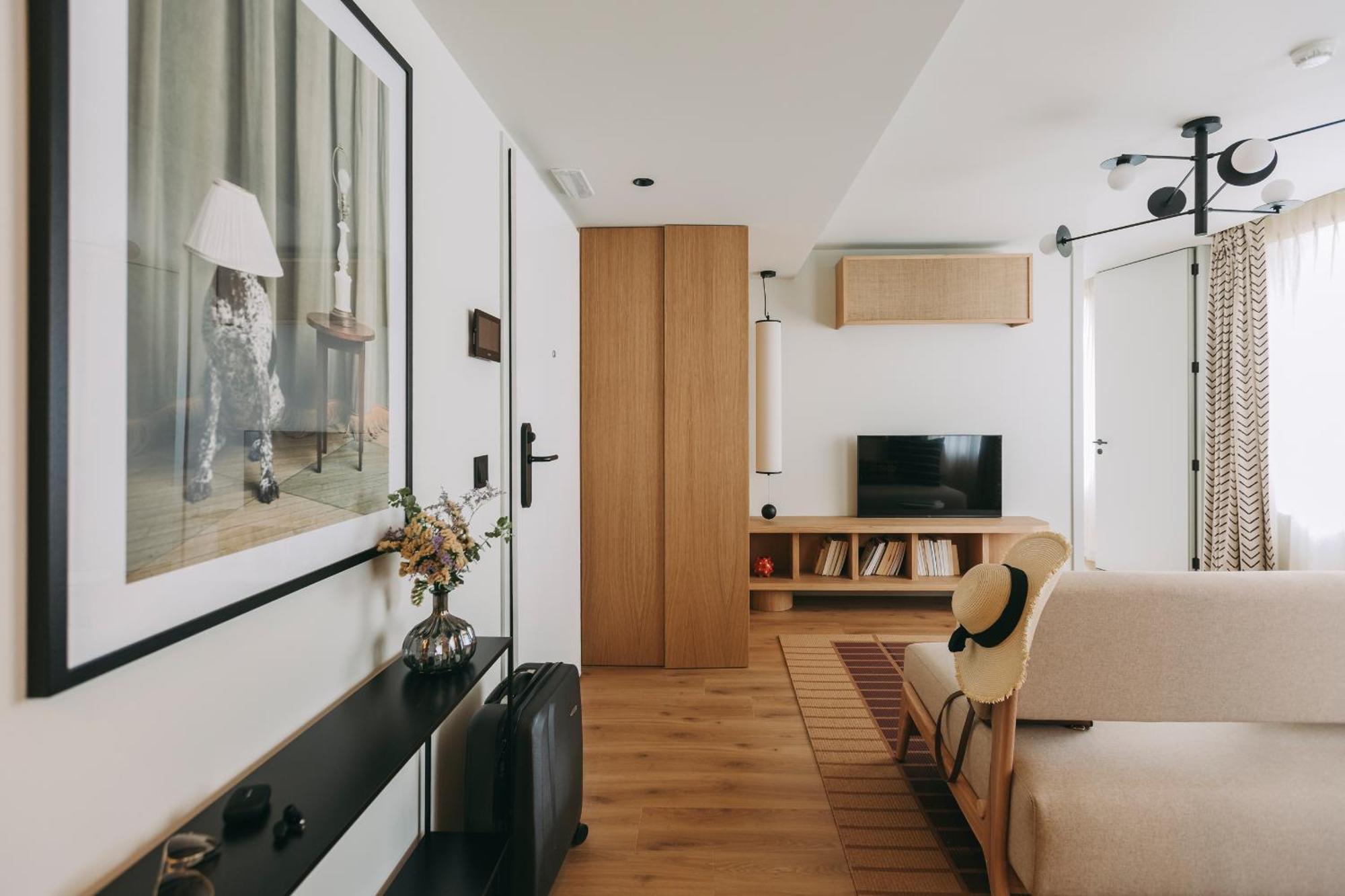 Apartment 705 Prime